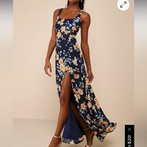 LULU’s Navy Blue Floral Sleeveless Maxi Dress EUC Women’s Size Small